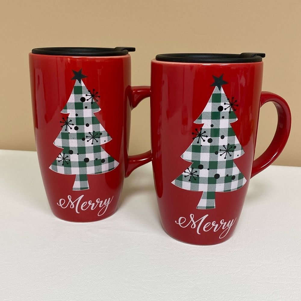 Merry Christmas Red Mug Plaid Tree with Removable Open Close Lid Set of 2